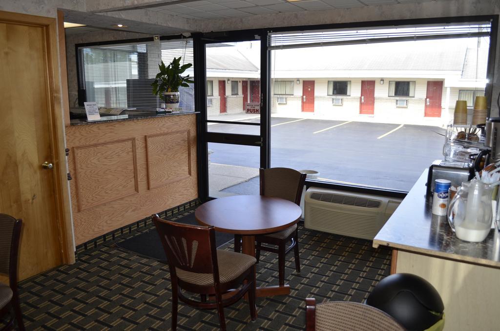 Budget Inn Williamsville Exterior foto